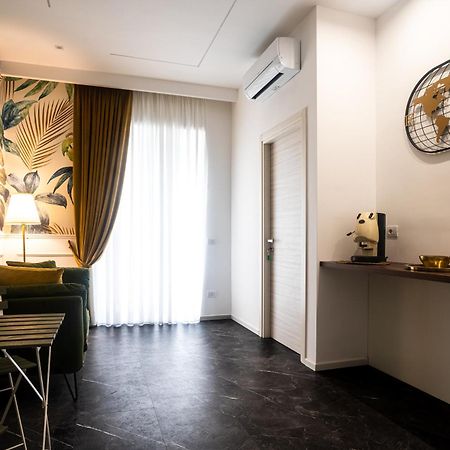 La Grande Bellezza Bed & Breakfast เนเปิลส์ ภายนอก รูปภาพ